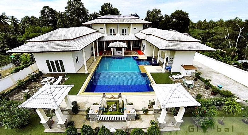 Huay Yai 6-7 bedroom Pool Villa and 3-4-bedroom guest house Pattaya Thailand